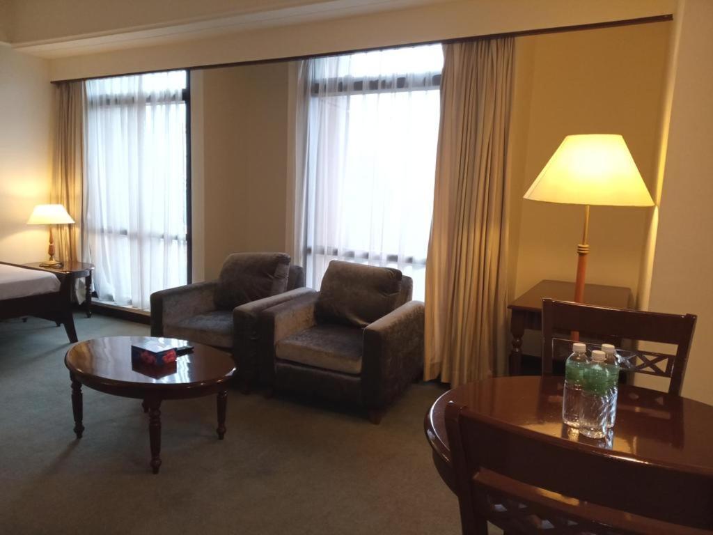Sky Kl Suite At Time Square 吉隆坡 外观 照片
